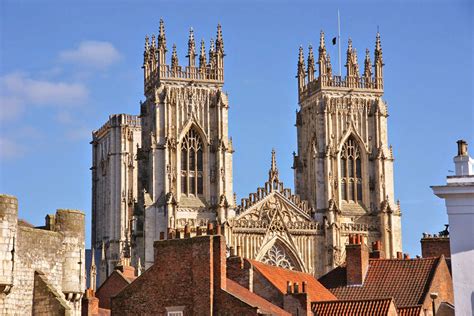  York Minster: An Architectural Masterpiece Frozen in Time